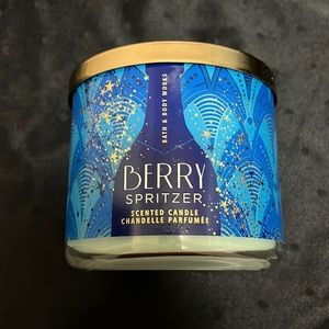 Bath and Bodyworks 3 wick Berry spritzer candle